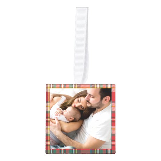 Eerste Kerstmis Familie Foto's Rustiek Plaid Kubus Ornament (Voorkant)