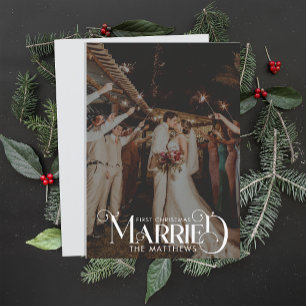 Eerste Kerstmis Getrouwd Minimale Typografie Foto Feestdagenkaart