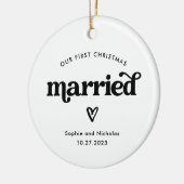 Eerste Kerstmis Getrouwd Zwart en Wit met Hart Keramisch Ornament (Links)