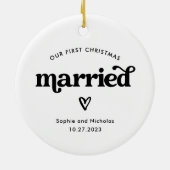 Eerste Kerstmis Getrouwd Zwart en Wit met Hart Keramisch Ornament (Achterkant)
