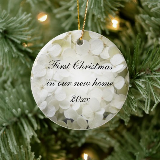 Eerste Kerstmis in New Home White Hydrangea Keramisch Ornament (Boom)