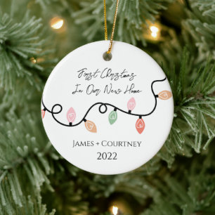 Eerste Kerstmis in onze nieuwe thuisversiering Keramisch Ornament