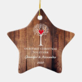 Eerste Kerstmis samen liefdeshout Keramisch Ornament (Voorkant)