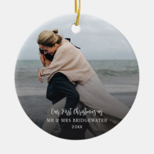 Eerste Kerstmis Script Koppels Foto Minimalist Keramisch Ornament