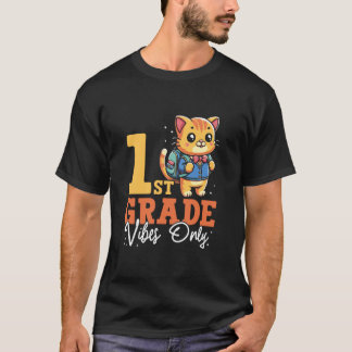 Eerste klas sfeer alleen knappe kat school grappig t-shirt