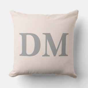 Eerste letters modern elegante grote letters Roze Buitenkussen