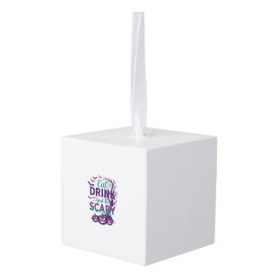 Eet Drink Wees Eng Halloween Griezelfilm Boom Pomp Kubus Ornament