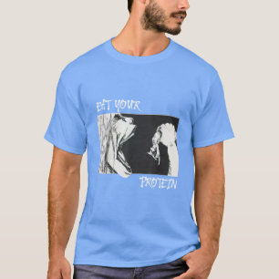 Eet je eiwitten Funny Fitness Gym Aanval Onitan f T-shirt