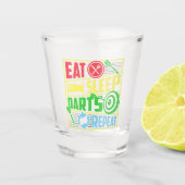 Eet Slaap Darts Herhalen - Dart Speler Shot Glas (Voorkant)