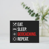 Eet. Slaap. Geocaching. Herhaal Briefkaart (Staand voorkant)