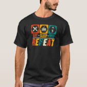 Eet slaap poppenspel Herhaal poppenspel P T-shirt (Voorkant)
