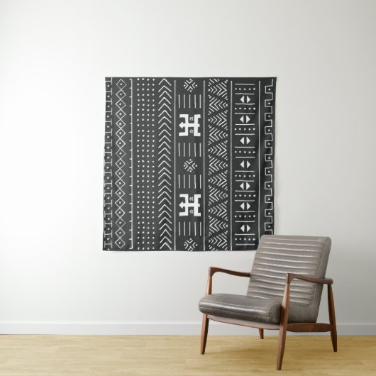 Eetnisch patroon van zwarte en witte stammen met g wandkleed (In Situ (horizontaal))
