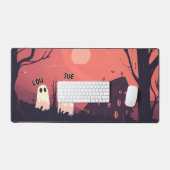 Éffrayant fantômes d'Halloween errant dans un cime (Clavier et souris)