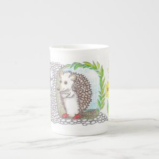 Egel in zijn huis porselein kop