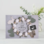 Eggspecting Lente Paaszwangerschap Onthullen Baby Aankondiging (Staand voorkant)