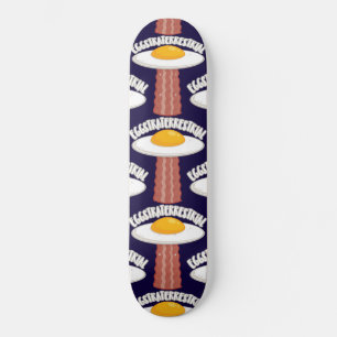 Eggstraterrestrisch met tekst skateboard