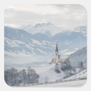 Église à Zillertal en hiver photo autocollant
