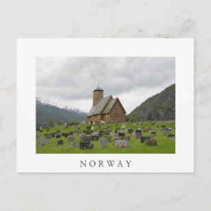 Eglise Stave avec carte postale blanche cimetière