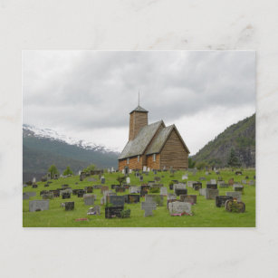 Eglise Stave avec cimetière en Norvège carte posta