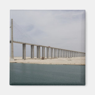 Egypte, Suezkanaal. Brug van Vrede ook bekend als Magneet