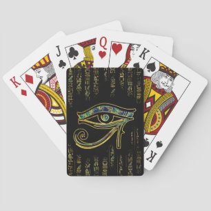 Egyptisch oog van Horus over hiërogliefen en marme Pokerkaarten