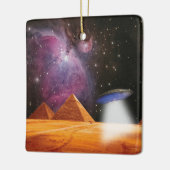 Egyptische Pyramids Giza ontmoeten ruimte en UFO Keramisch Ornament (Links)