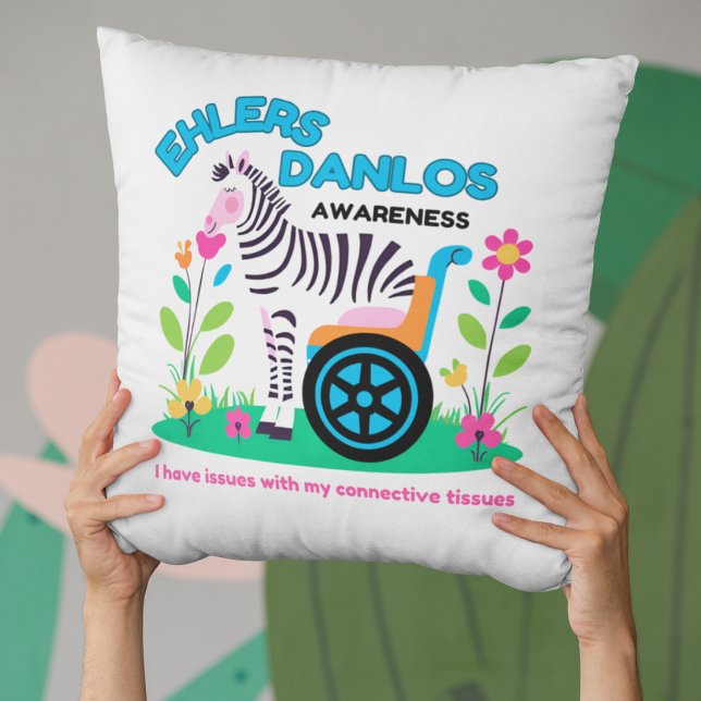 Ehlers Danlos Awareness Zebra Sierkussen (Spread EDS awareness with this zebra, "I have issues with my connective tissues" pillow! )