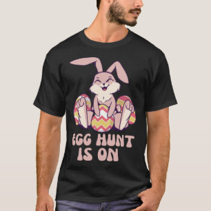 Eierjacht is op schattig paasei voor jongens en me t-shirt