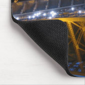 Eiffel Tower dichtbij - Gepersonaliseerd Muismat (Hoek)