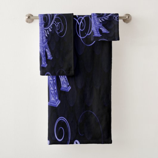 Eiffel Tower Paarse Floral Swirls Bad Handdoek (Insitu)