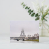 Eiffeltoren en Bir-hakeim-brug op een slechte dag Briefkaart (Staand voorkant)