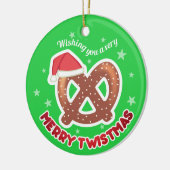 Eigen kerstversiering met bedwelmende bedwelmende keramisch ornament (Links)