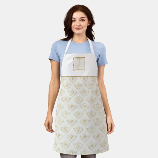 Eigen monogram, koningin, crème en goud schort (Gedragen)
