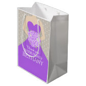 Eigen naam bruiloft bruidsjurk paarse tas medium cadeauzakje (Achterkant Gekanteld)