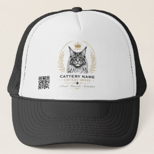 Eigenaar van Maine Coon fokkerij met QR-code Trucker Pet