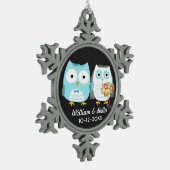 Eigenaren Bride en Groom net gehuwde Passen getrou Tin Sneeuwvlok Ornament (Links)