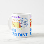 Eigendom van een geweldige zorgassistent koffiemok (Voorkant links)