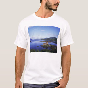Eilean Donan Castle, Dornie, Highlands T-shirt