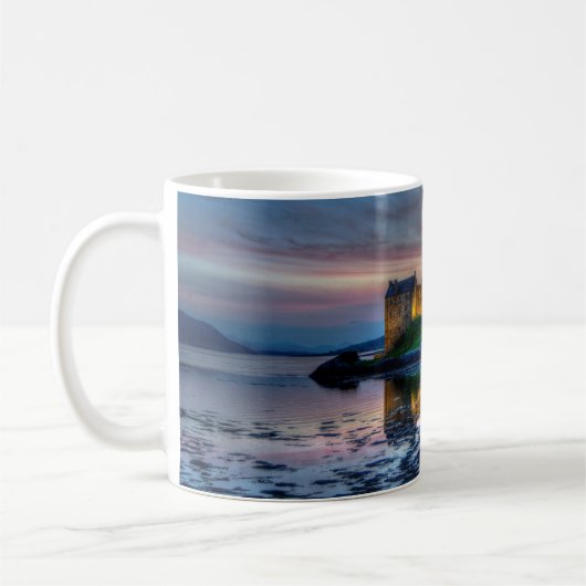 Eilean Donan Castle, Scotland Mug (Gauche)