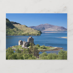 Eilean Donan Castle sous ciel bleu Carte postale