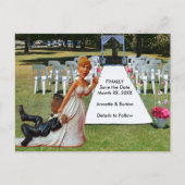 Eindelijk Bewaar de datum Grappig Interraciaal Paa Aankondigingskaart (Voorkant)