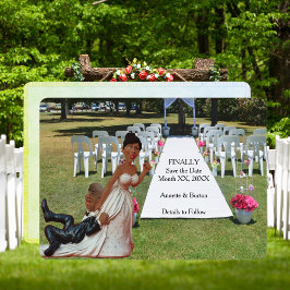 Eindelijk bruiloft grappig zwart paar save the date