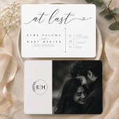 Eindelijk Monogram Script Foto Bruiloft Kaart