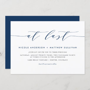 Eindelijk Navy Blue minimalistisch script bruiloft Kaart