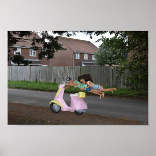 Eindelijk raken we zonder benzine. poster