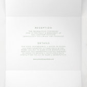 Eindelijk Sage Green minimalistisch script bruilof Drieluik Uitnodiging (Binnenkant midden)