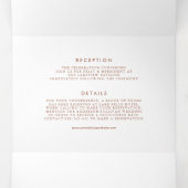 Eindelijk Terracotta minimalistisch script bruilof Drieluik Uitnodiging (Binnenkant midden)