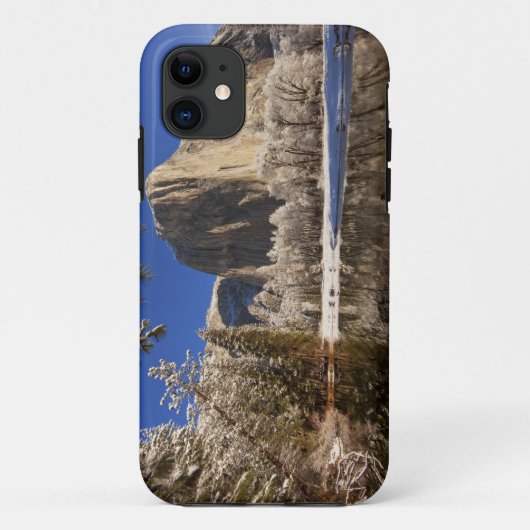 El Capitan neemt de rivier de Merced in Case-Mate iPhone Case (Achterkant)