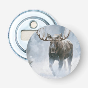 Eland loopt door boreale sneeuw button flesopener