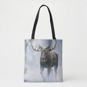 Eland loopt door boreale sneeuw draagtas